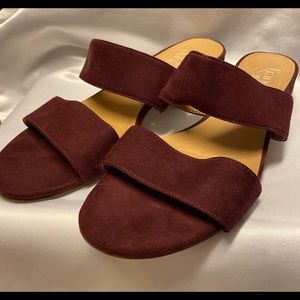 Franco Sarto Slides - Burgundy Color
